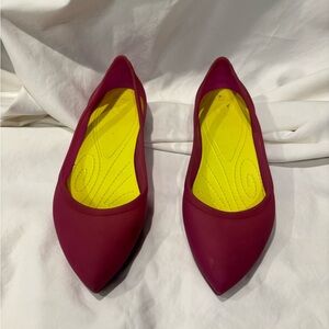 CROCS Rio Flats Women’s Size 7
